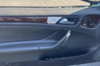 Aile avant droit MERCEDES CLASSE CLK 208
