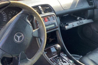 Aile avant droit MERCEDES CLASSE CLK 208