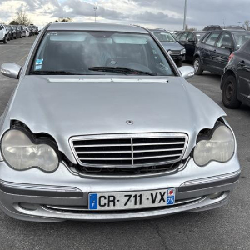 Capot MERCEDES CLASSE C 203 Photo n°19