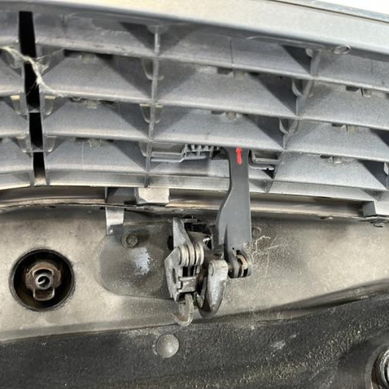 Capot MERCEDES CLASSE C 203 Photo n°6