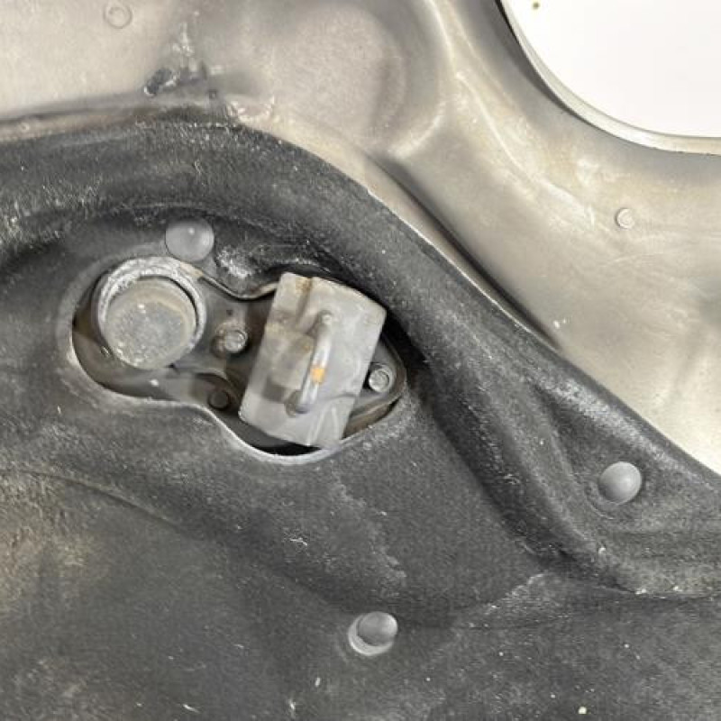 Capot MERCEDES CLASSE C 203 Photo n°8