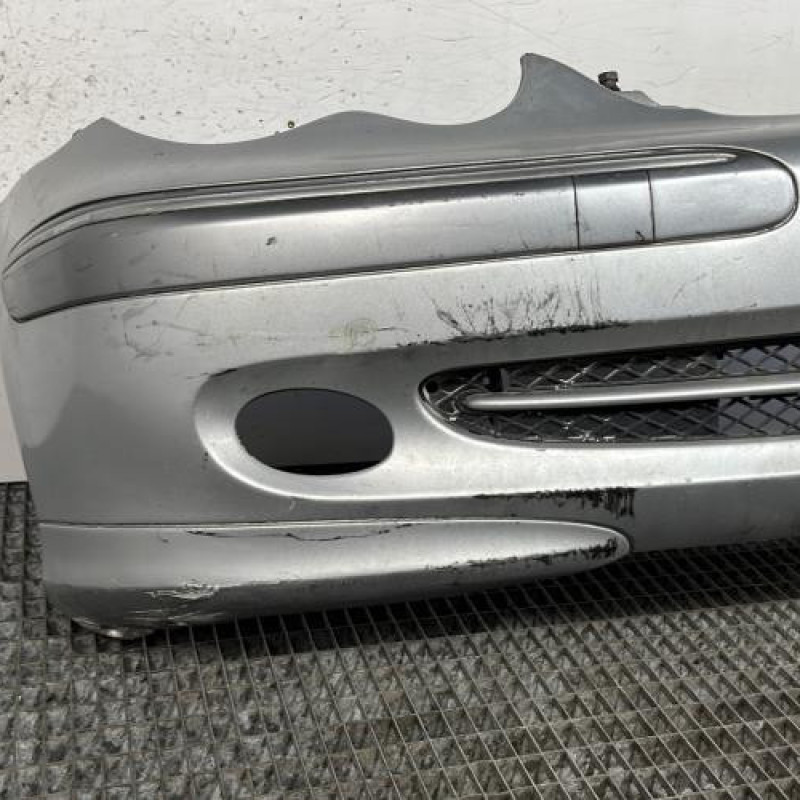 Pare choc avant MERCEDES CLASSE C 203 Photo n°2