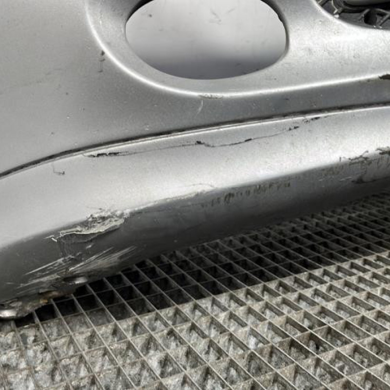 Pare choc avant MERCEDES CLASSE C 203 Photo n°3