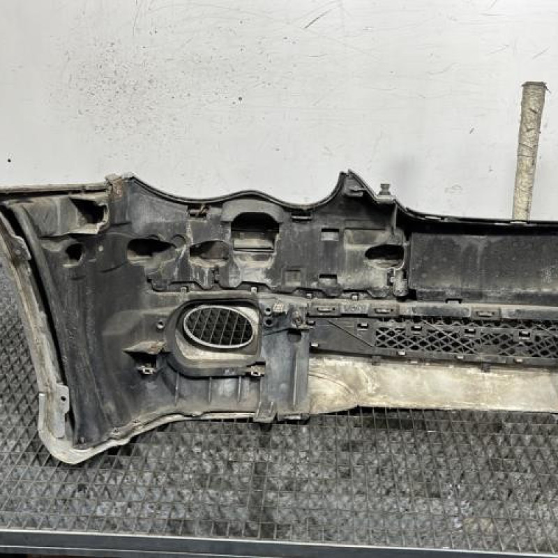 Pare choc avant MERCEDES CLASSE C 203 Photo n°9