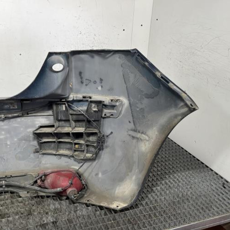 Pare choc arriere CITROEN C4 1 Photo n°4
