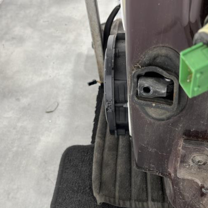 Porte arriere gauche CITROEN C4 2 Photo n°4