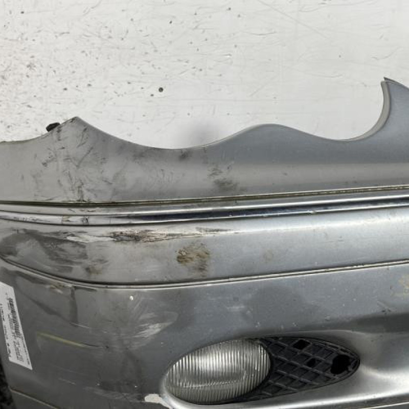 Pare choc avant MERCEDES CLASSE C 203 Photo n°7