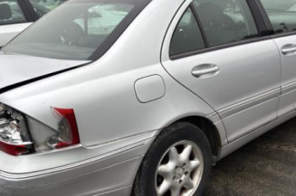Pare choc avant MERCEDES CLASSE C 203