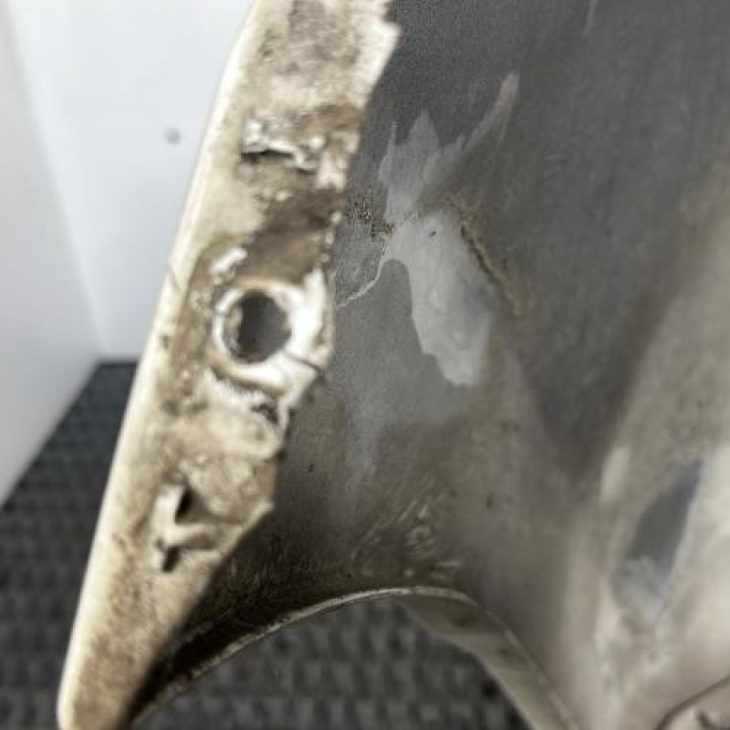 Pare choc arriere RENAULT CLIO 4 Photo n°8