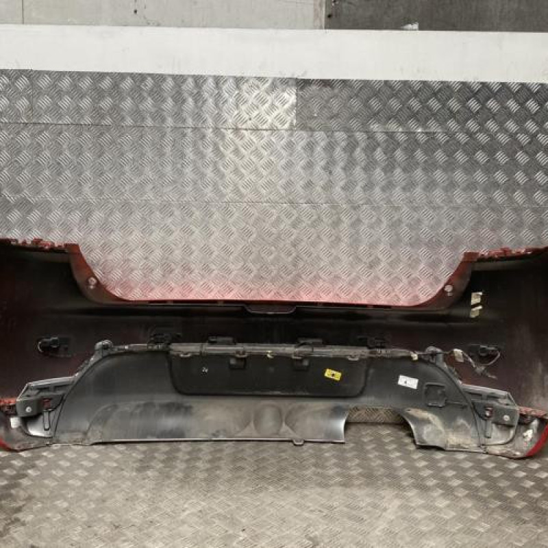 Pare choc arriere RENAULT CLIO 4 Photo n°5