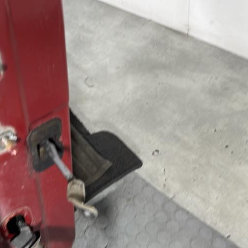 Porte avant droit DACIA SANDERO 1 Photo n°4