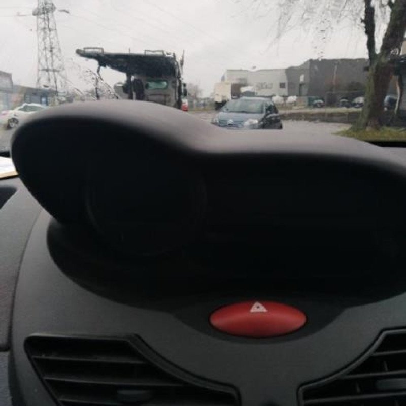 Pare choc avant RENAULT TWINGO 2 Photo n°7