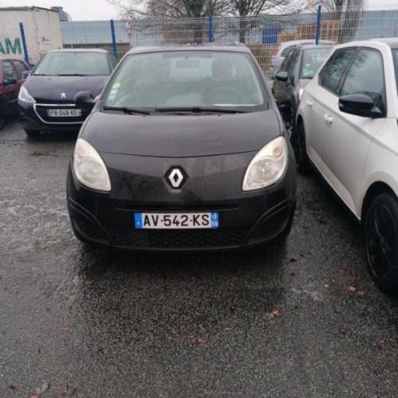 Pare choc avant RENAULT TWINGO 2 Photo n°12