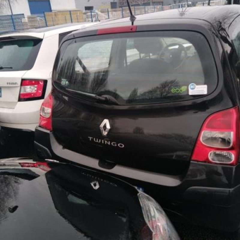 Pare choc avant RENAULT TWINGO 2 Photo n°14