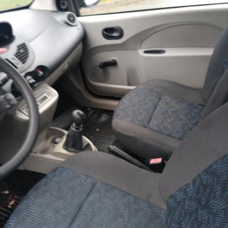 Pare choc avant RENAULT TWINGO 2 Photo n°15