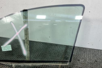 Vitre avant gauche PEUGEOT 207