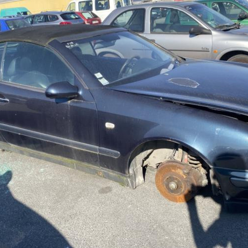Vitre avant droit MERCEDES CLASSE CLK 208 Photo n°11