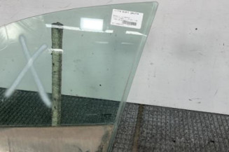 Vitre avant gauche RENAULT CLIO 4