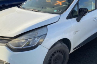 Vitre avant gauche RENAULT CLIO 4