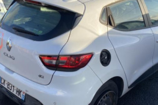 Vitre avant gauche RENAULT CLIO 4