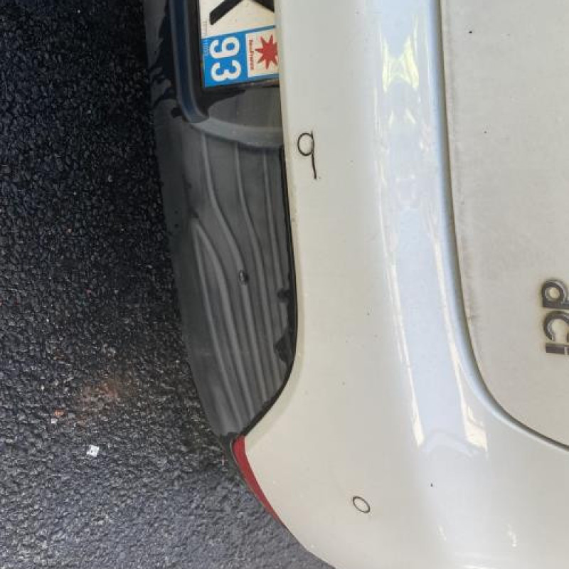 Vitre avant gauche RENAULT CLIO 4 Photo n°10