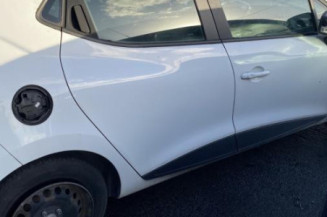 Vitre avant gauche RENAULT CLIO 4