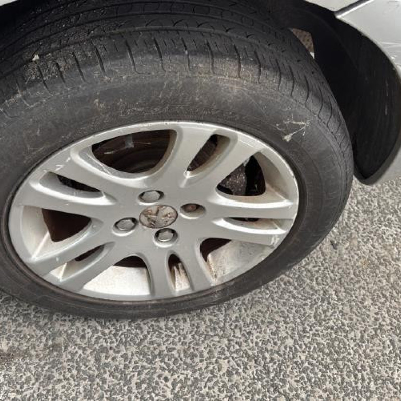 Vitre arriere droit PEUGEOT 307 Photo n°18
