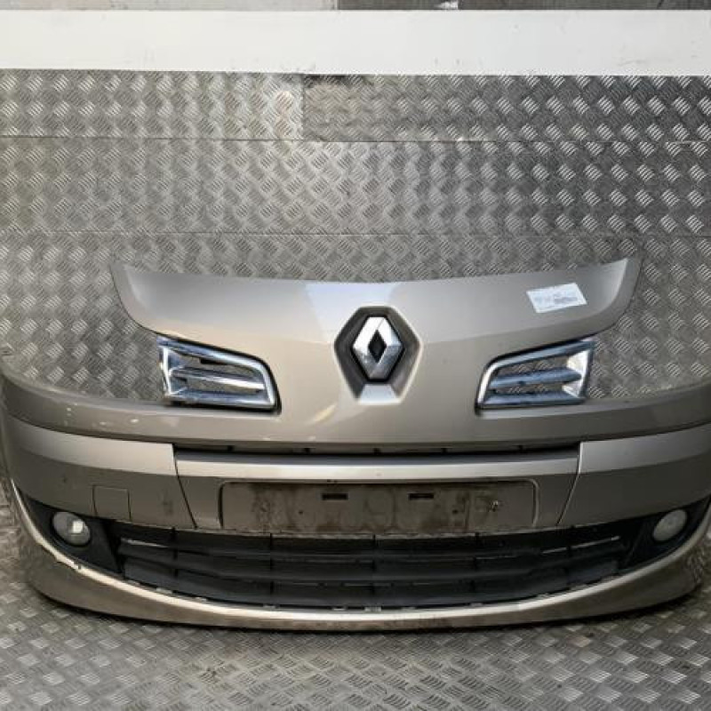 Pare choc avant RENAULT GRAND MODUS Photo n°1