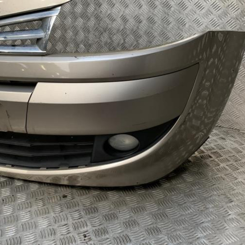 Pare choc avant RENAULT GRAND MODUS Photo n°2