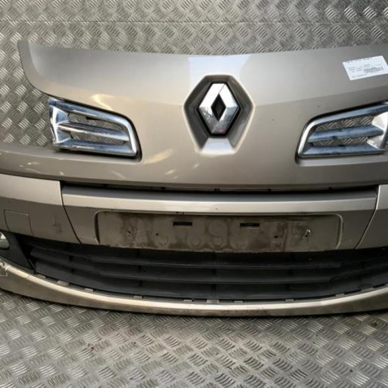 Pare choc avant RENAULT GRAND MODUS Photo n°4