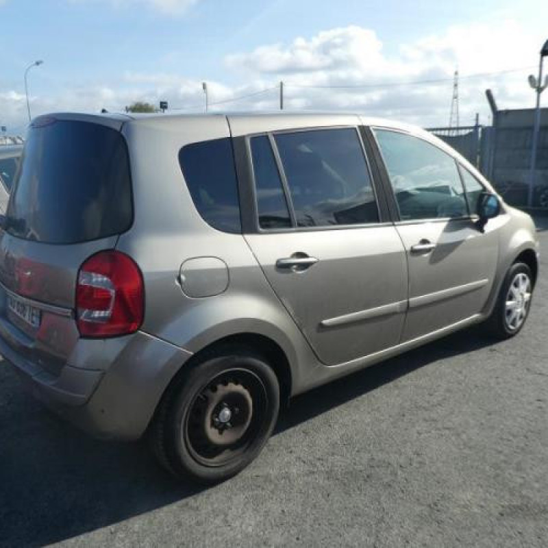 Pare choc avant RENAULT GRAND MODUS Photo n°11