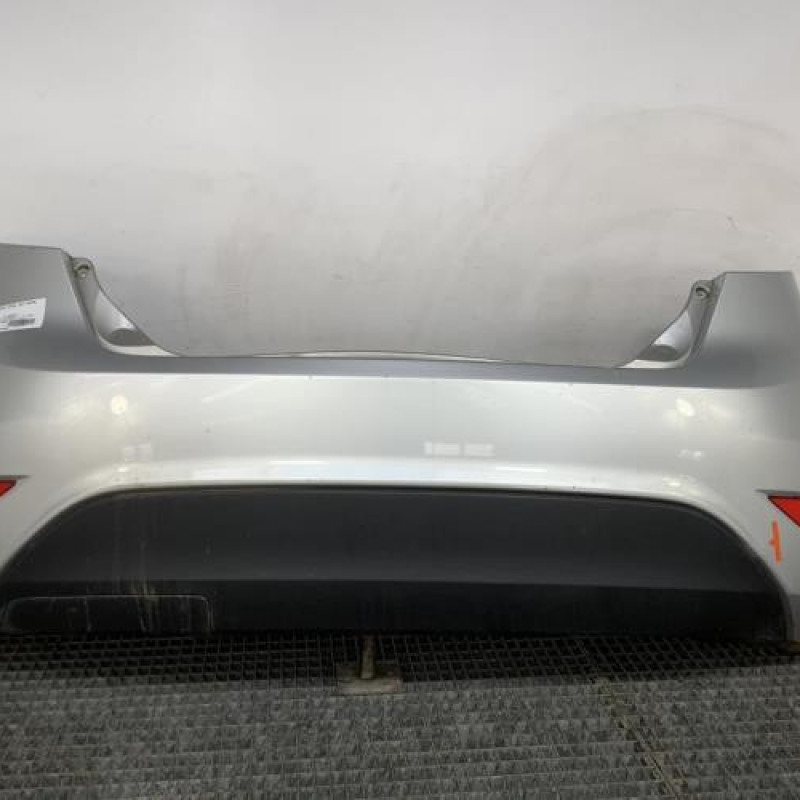 Pare choc arriere FORD FIESTA 6 Photo n°3