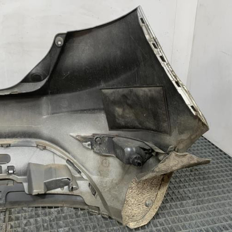 Pare choc arriere FORD FIESTA 6 Photo n°4