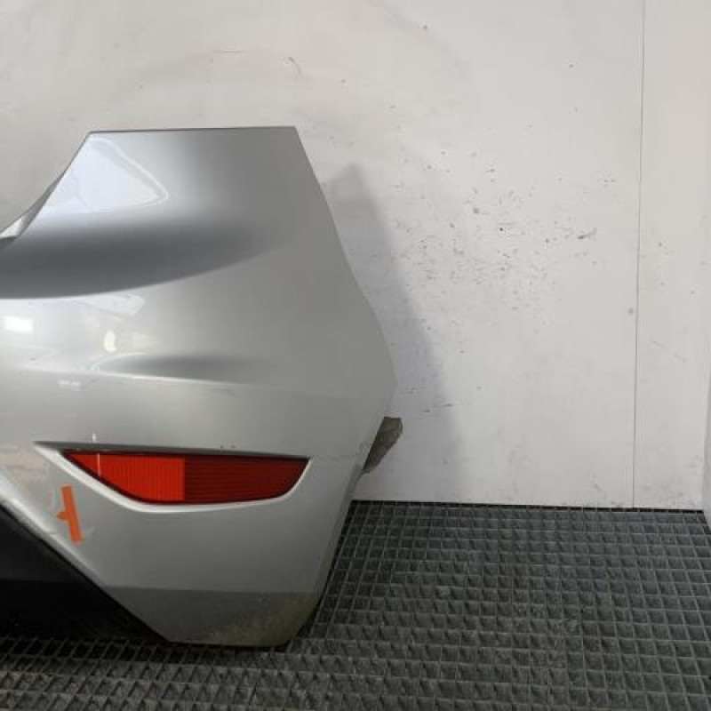Pare choc arriere FORD FIESTA 6 Photo n°5