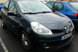 Pare choc avant RENAULT CLIO 3