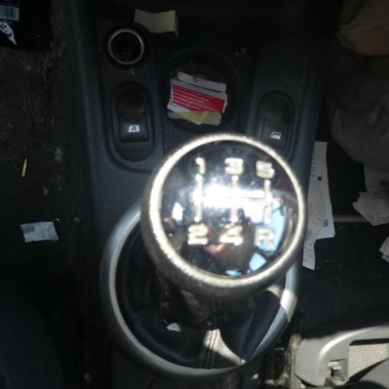 Pare choc arriere CITROEN C3 1 Photo n°5