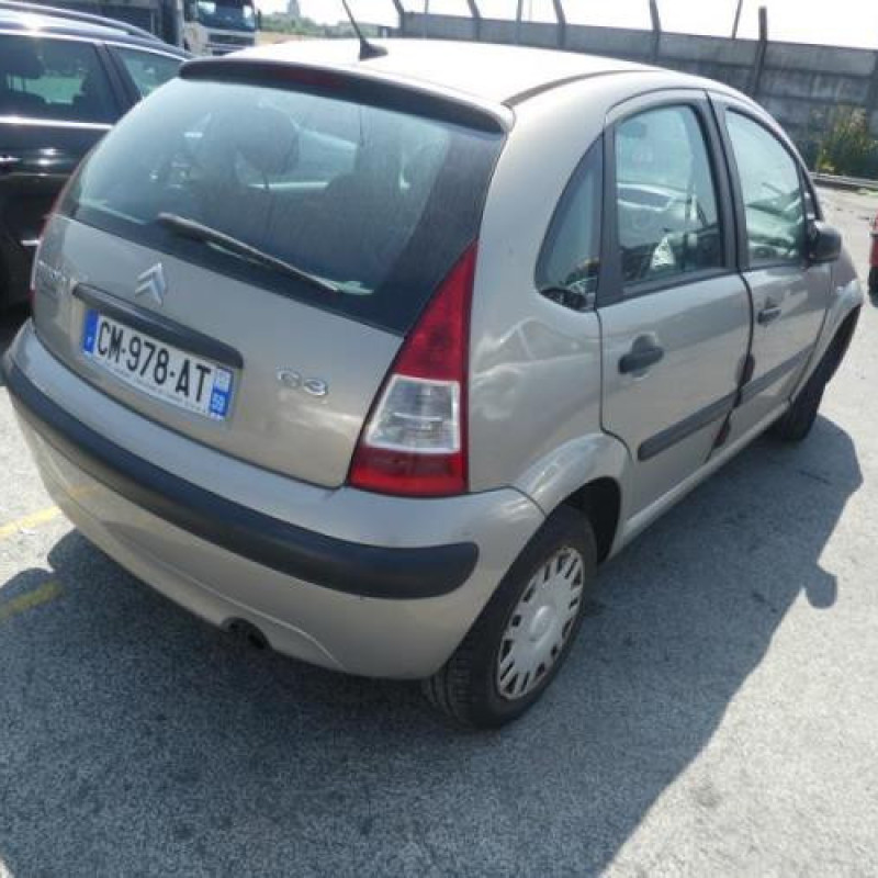 Pare choc arriere CITROEN C3 1 Photo n°9