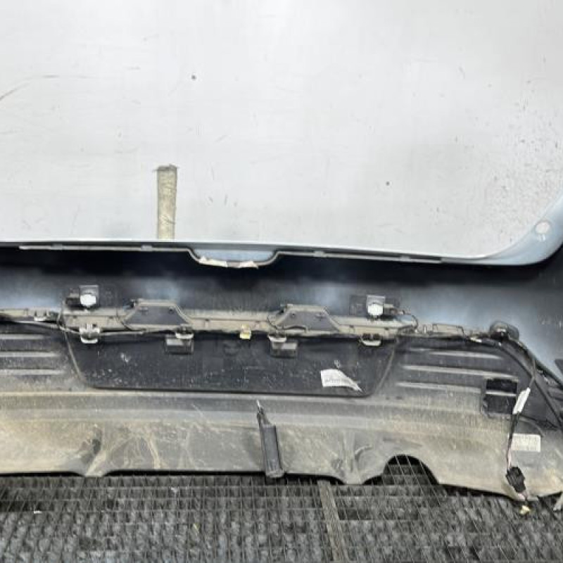 Pare choc arriere RENAULT CLIO 4 Photo n°5