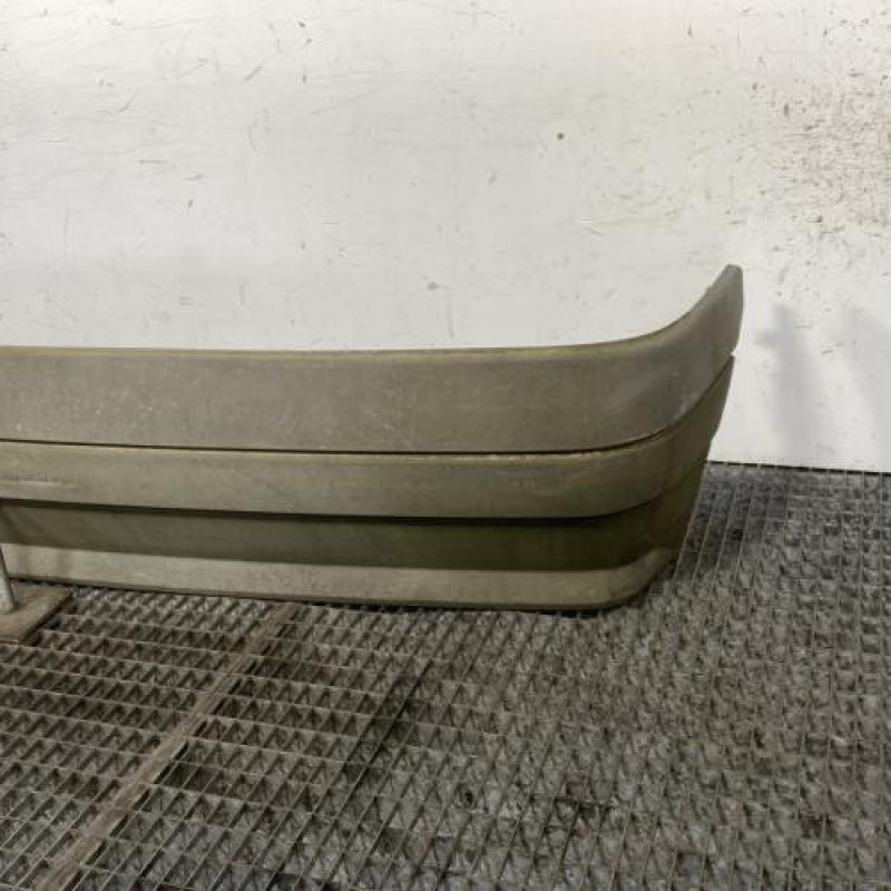 Pare choc arriere RENAULT SUPER 5 Photo n°3