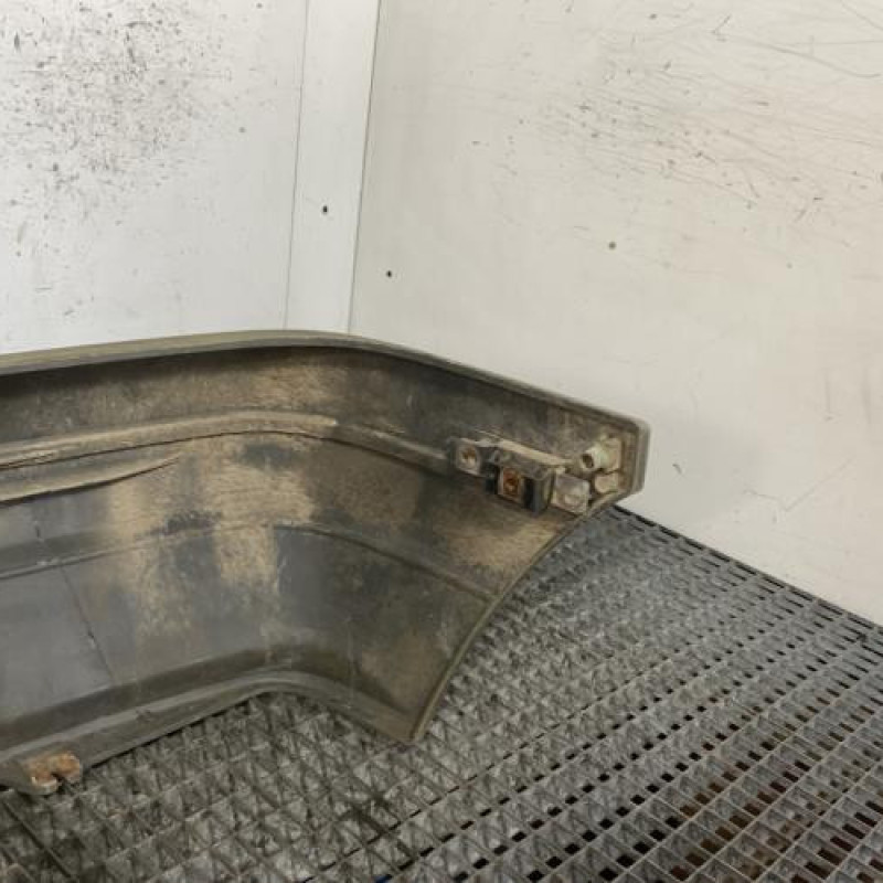 Pare choc arriere RENAULT SUPER 5 Photo n°4