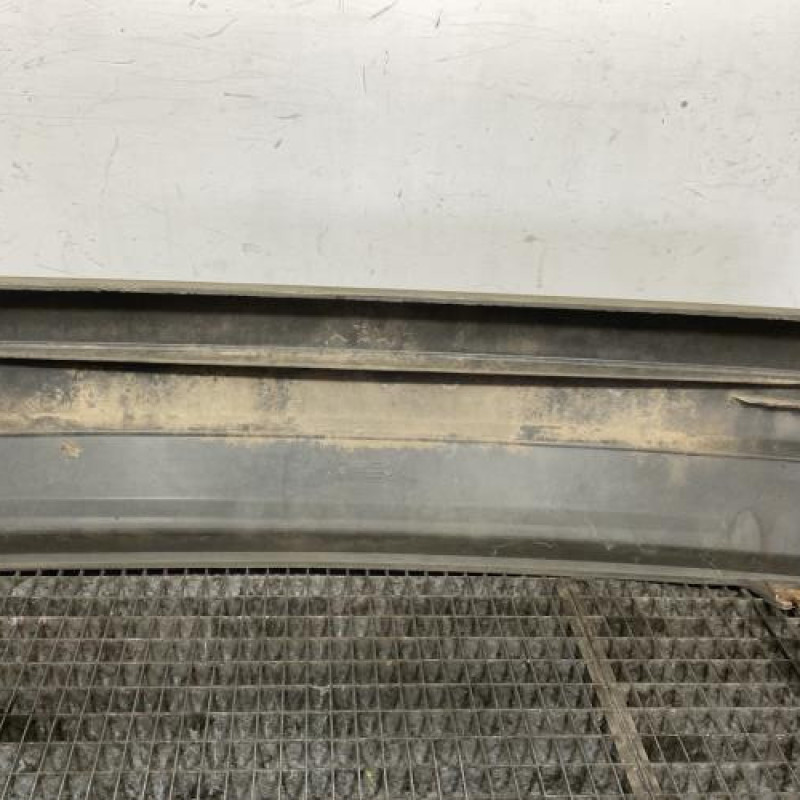 Pare choc arriere RENAULT SUPER 5 Photo n°5