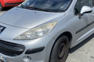 Pare choc avant PEUGEOT 207