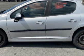 Pare choc avant PEUGEOT 207