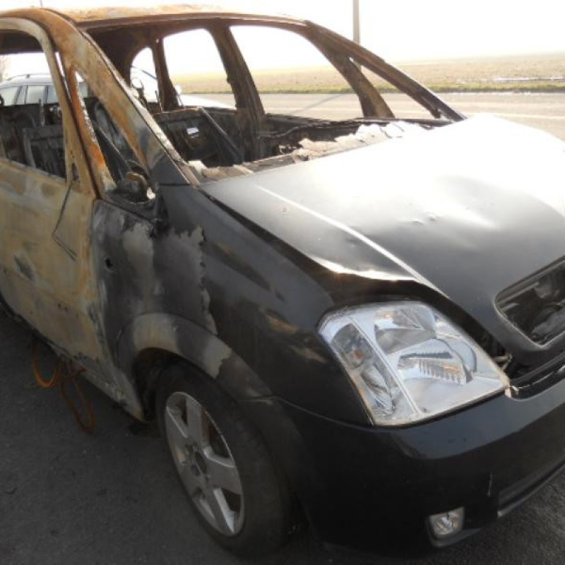 Renfort pare choc avant (traverse) OPEL MERIVA A Photo n°11