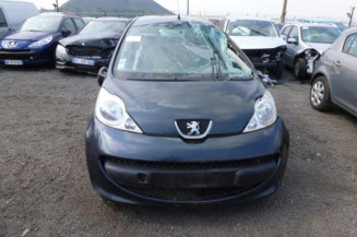 Lunette arriere PEUGEOT 107
