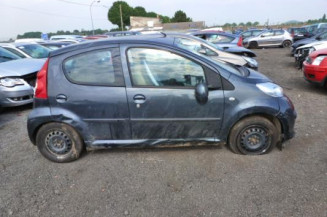 Lunette arriere PEUGEOT 107