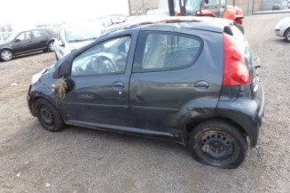 Lunette arriere PEUGEOT 107