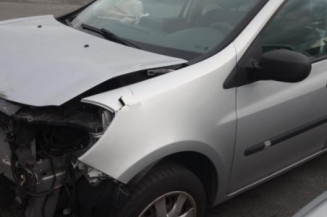 Renfort pare choc arriere (traverse) RENAULT CLIO 3