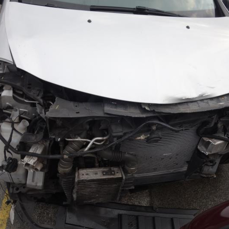 Renfort pare choc arriere (traverse) RENAULT CLIO 3 Photo n°3