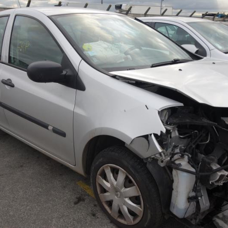 Renfort pare choc arriere (traverse) RENAULT CLIO 3 Photo n°4